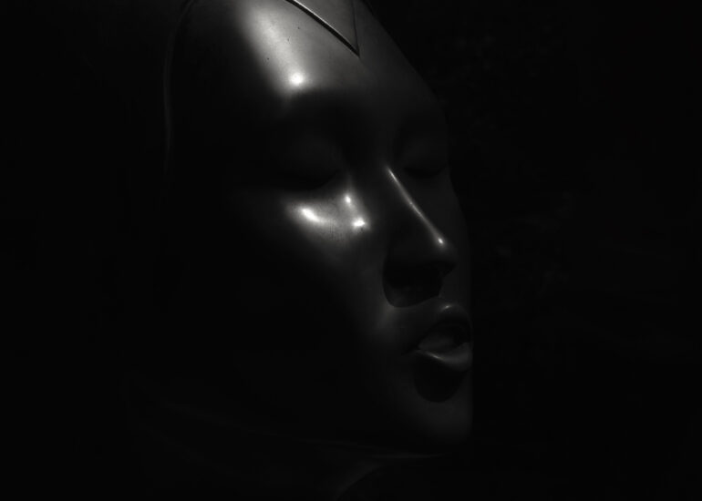 project, sculpture by the lakes