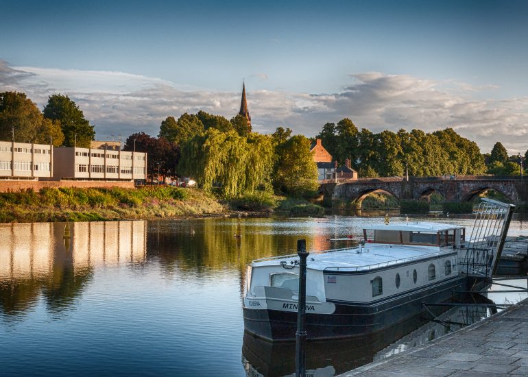 River Dee, Chester